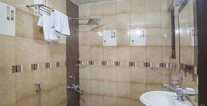 Hotel Pride Continental Srīnagar Екстериор снимка